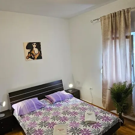 Adela - Znjan * 斯普利特