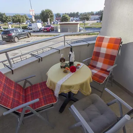 Adela - Znjan Apartmán *