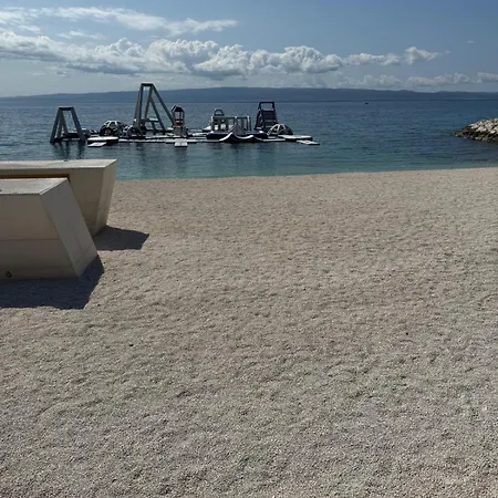 Adela Apartments - Beach Znjan Split Apartment