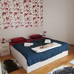 Adela Apartments - Beach Znjan Split *