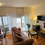 Adela Apartments - Beach Znjan Split *