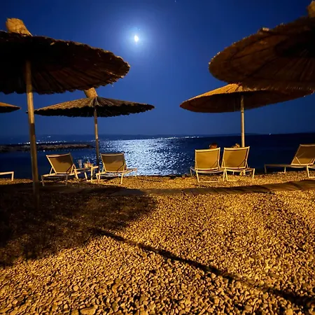 Adela Apartments - Beach Znjan Split Apartment Split